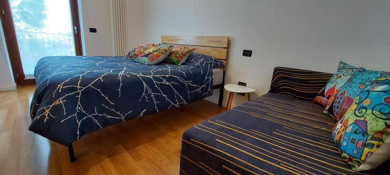 Ferienwohnung Casa Dolcitalia A Gardaland Con Piscina Ronchi  Exterior foto